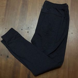 NoBull jogger women’s size medium - plum